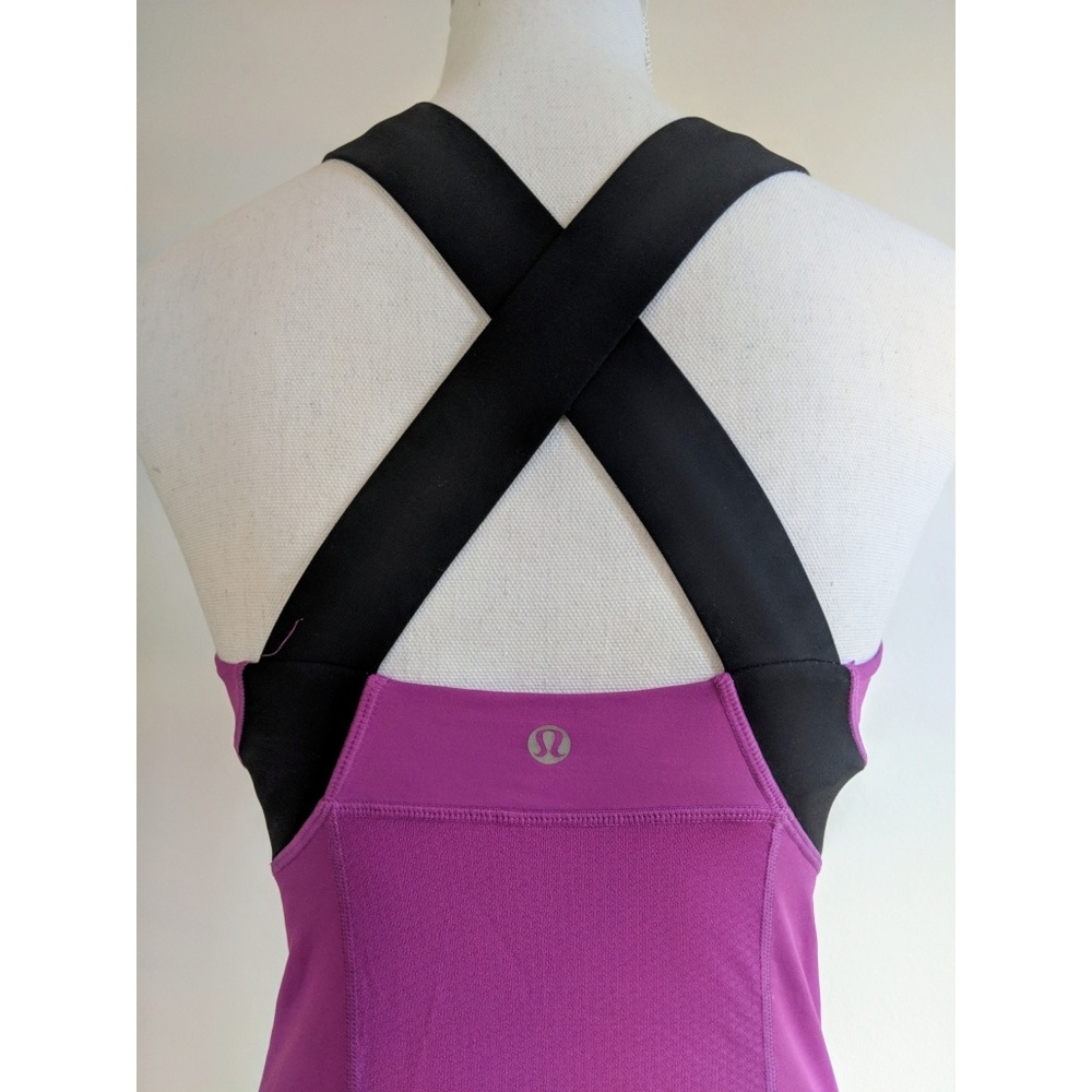 •Lululemon• excersice top